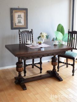 アンティーク家具  英国アンティークのドローリーフテーブル、重厚感が漂う伸長式のダイニングテーブル