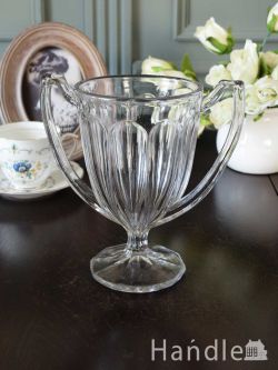 アンティークのガラス食器、イギリスで見つけた持ち手付きのセロリベース