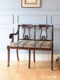 アンティーク風 アンティーク風の椅子 アンティーク風のおしゃれなチェア、マホガニー材のベンチ