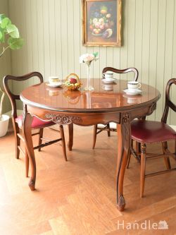 アンティーク風 アンティーク風の家具 フランスアンティーク風の猫脚が優雅な丸形のダイニングテーブル（２～４人掛け）