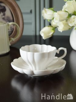 インテリア雑貨 紅茶カップ お花の形のおしゃれなカップ＆ソーサー、スタジオエムの食器（ルブケ・白） 