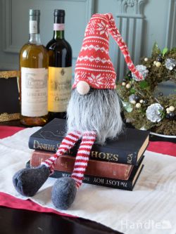 北欧のクリスマス雑貨、赤い帽子を被った妖精トムテの人形（ノルディック模様・Sサイズ）