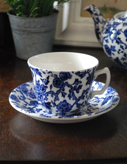 インテリア雑貨 紅茶カップ 英国輸入雑貨　バーレイ社のカップ＆ソーサー220ml（ブルーアーデン）