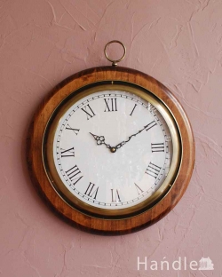 インテリア雑貨  キラッと輝くゴールドの装飾×木製のアンティーク風掛け時計