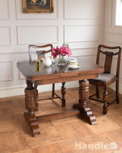 アンティーク風  アンティーク風の伸長式テーブル、バルボスレッグが美しいドローリーフテーブル