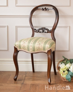 アンティークチェア・椅子  アンティークのバルーンバックチェア、1890年代に作られた美しい英国の椅子