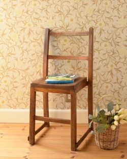 アンティークチェア・椅子  アンティークのチャイルドチェア、ナチュラルな雰囲気がどこにでも似合う子ども用の椅子