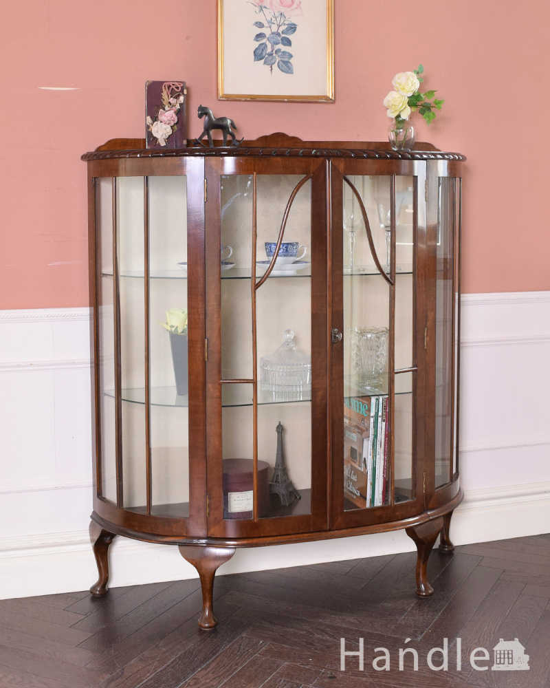 美しいアンティーク家具、英国輸入のウォールナット材のガラスキャビネット (k-1878-f)