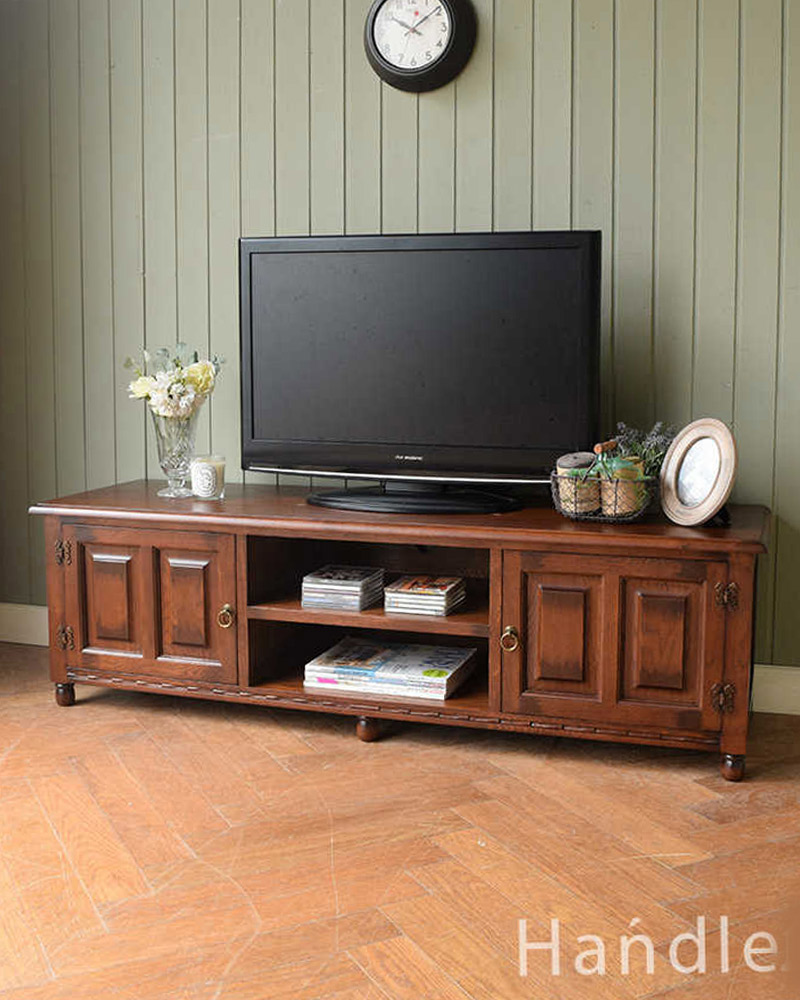 アンティーク家具屋が選んだ、英国らしい重厚なアンティーク風のテレビボード  (y-323-f)
