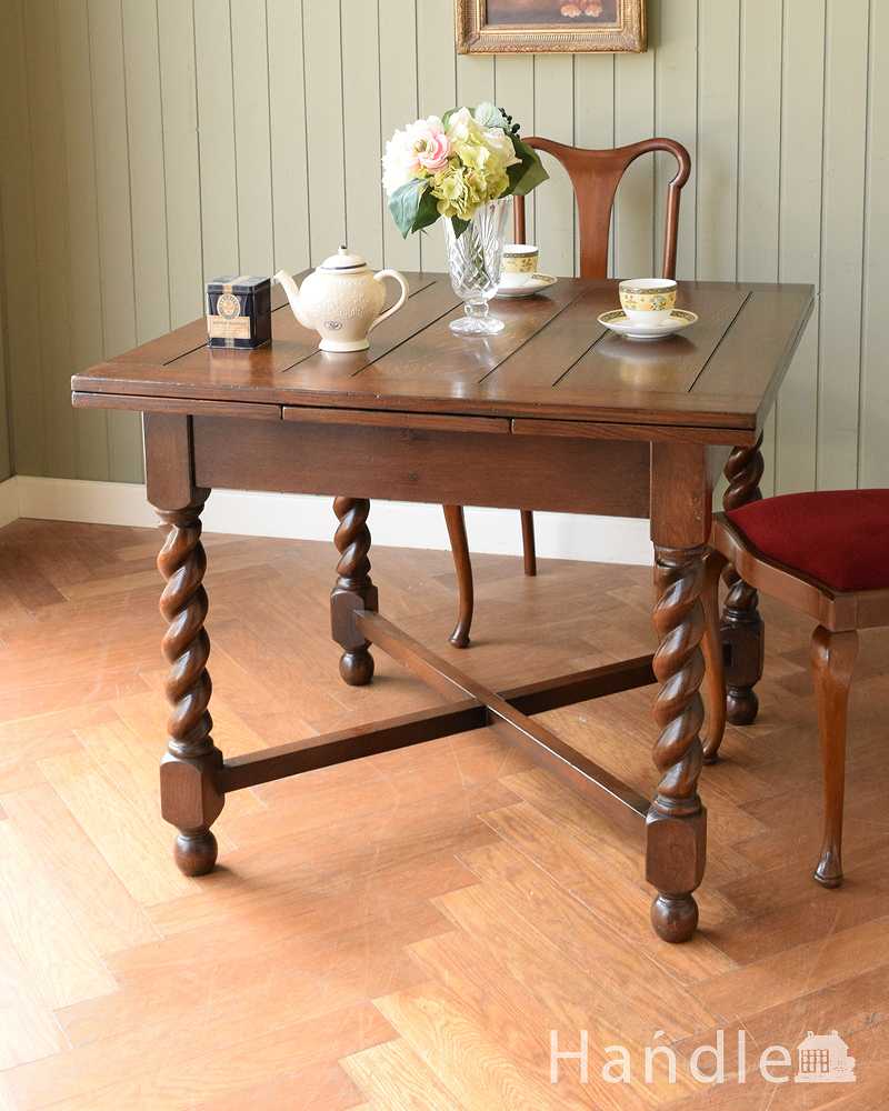 英国輸入のアンティーク家具、ツイストラインが美しいドローリーフテーブル（ダイニングテーブル） (k-1747-f)
