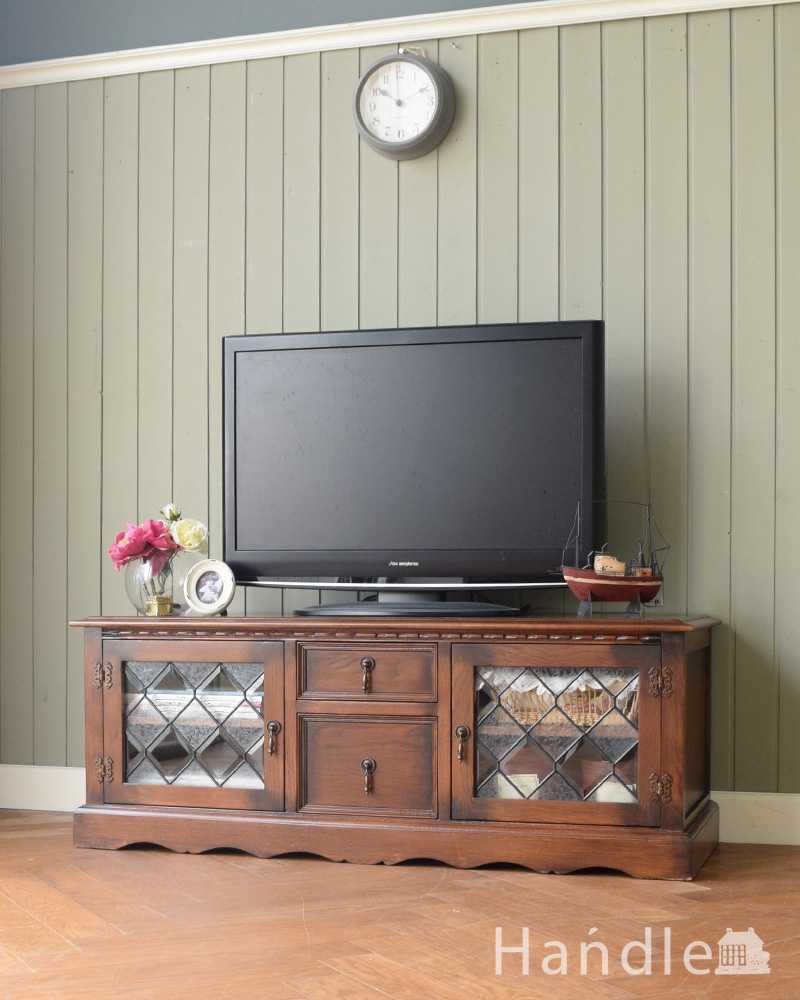 アンティーク家具屋が選んだ、ステンドグラスの入ったアンティーク風のテレビボード (y-350-f)