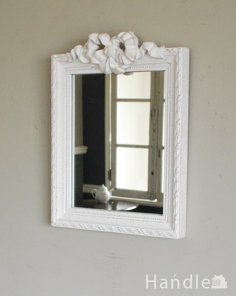 フランスアンティーク調のおしゃれな鏡、リボンが可愛いウォールミラー（レクタングル型・Ｓ） (n8-082)