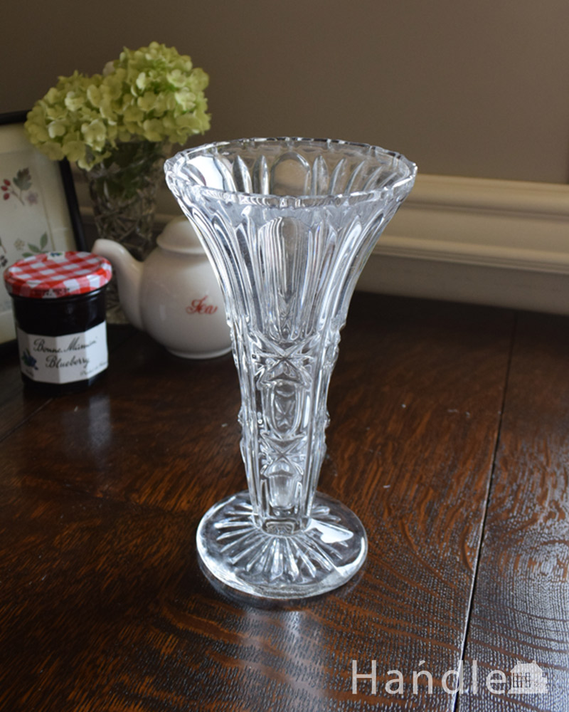 アンティークガラスの雑貨、キレイなフラワーベース（花器）プレスドグラス (pg-4239)