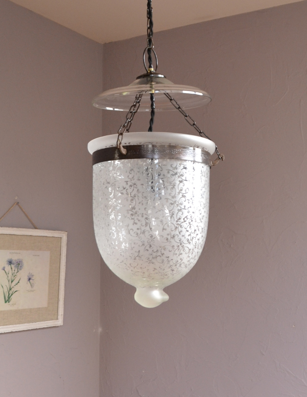 フロストグラスに植物のデザインがキレイなハンギングガラスシェード、アンティーク風ランプ（電球なし）  (pl-146)