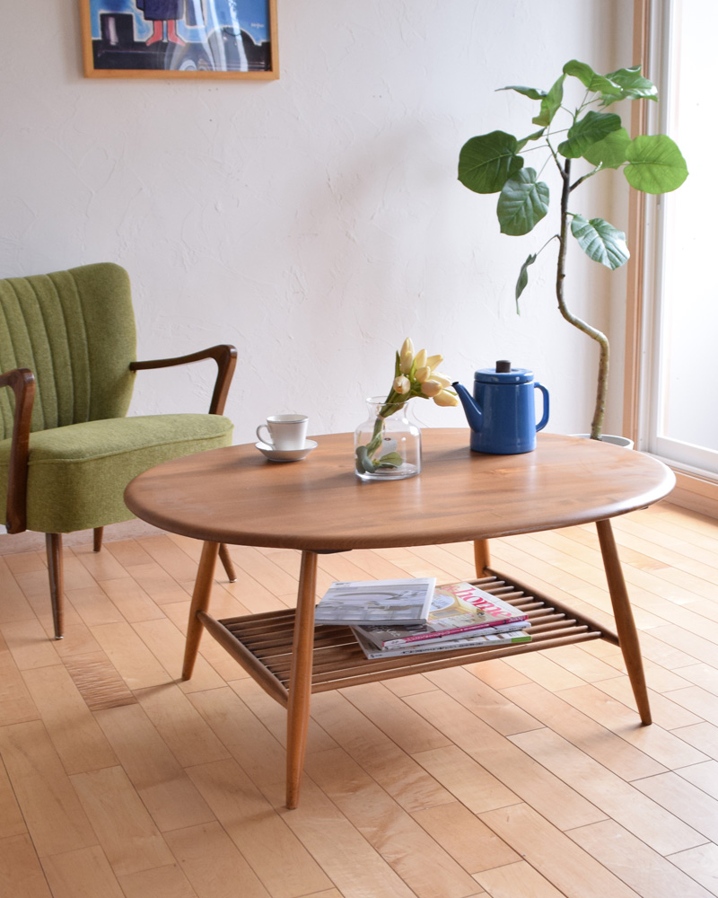 和室にも似合うヴィンテージ家具、アーコールのコーヒーテーブル (x-593-f-1)
