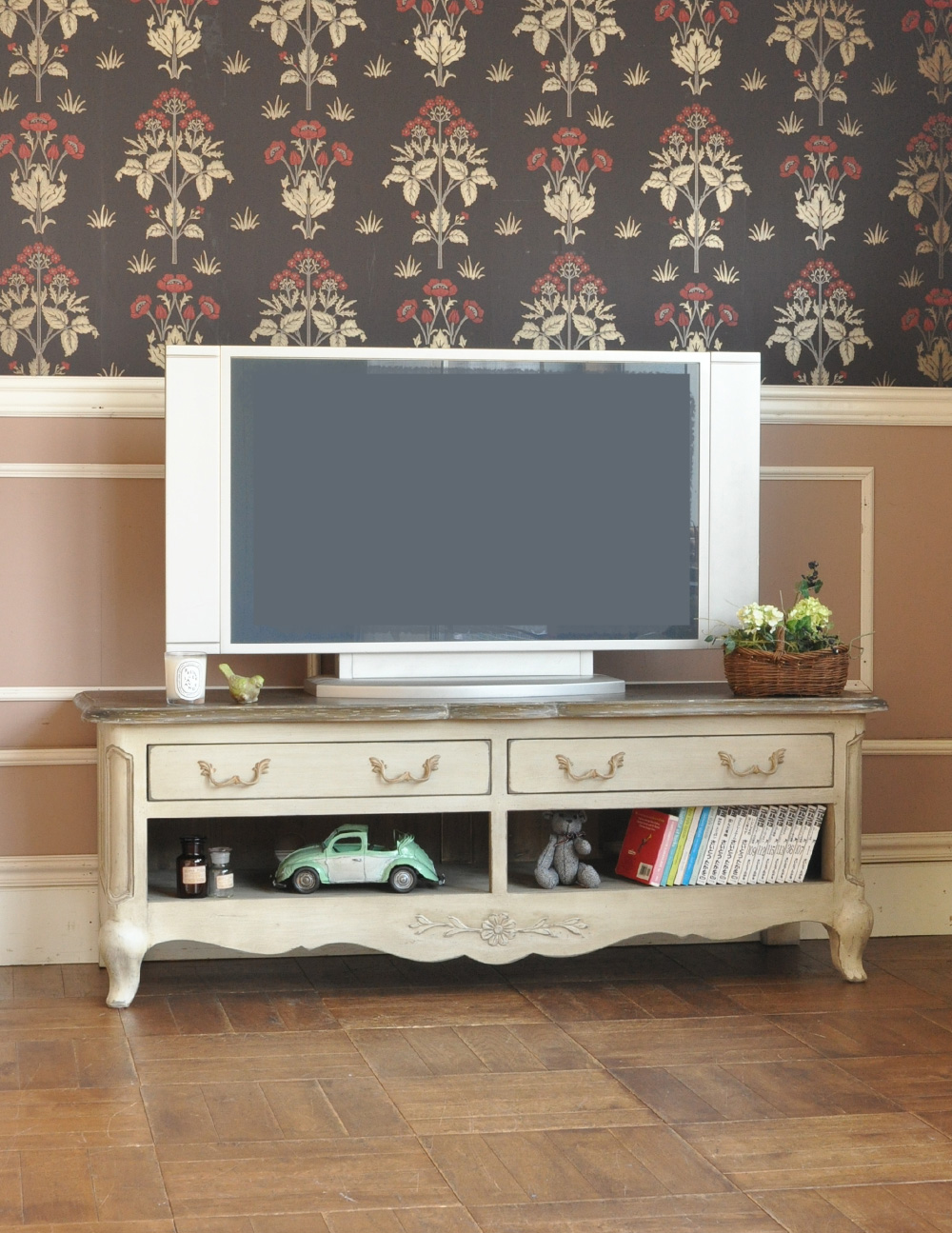 ホワイト色のアンティーク風家具、オープンスペースの付きのテレビボード (y-156-f)
