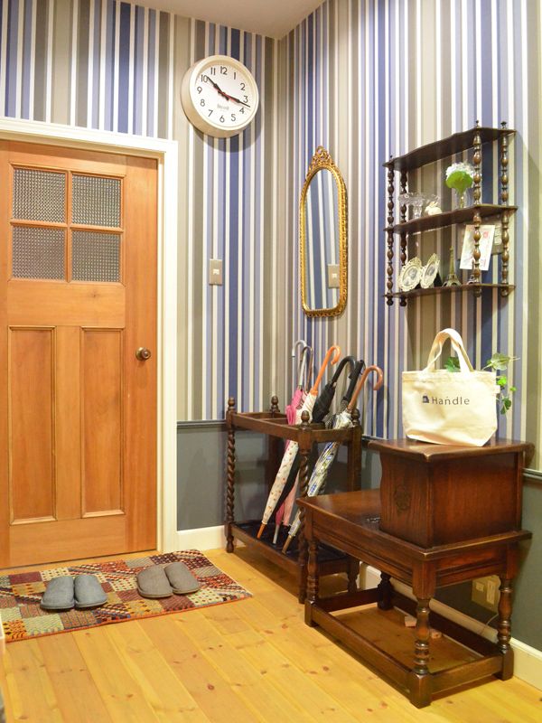 ステッキの代わりに傘を時代を追わないアンティーク家具