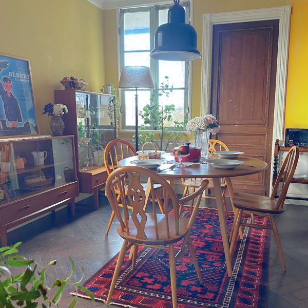 アーコールとコーディネートを楽しむハロウィンのダイニング