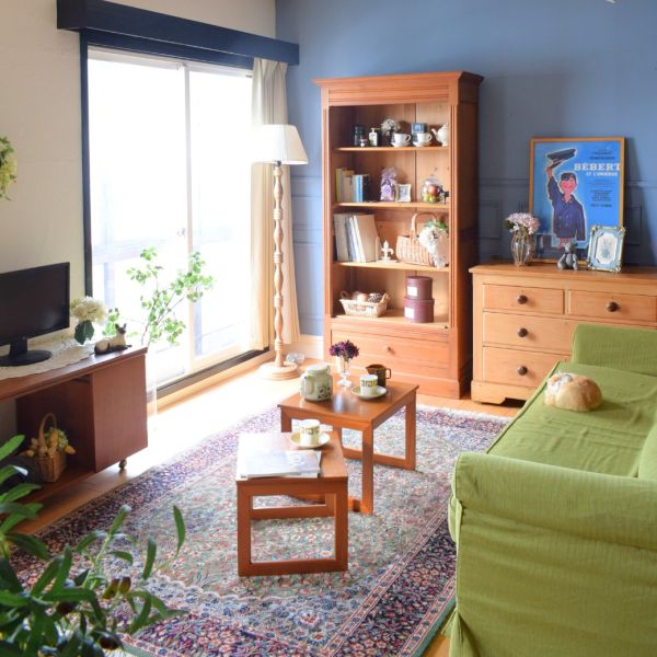 ナチュラルカントリーのリビング | グリーンで爽やかに配色した試験の日のナチュラルリビング