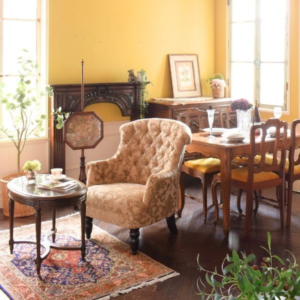 フレンチエレガントの | 華やかな気分を楽しむフレンチスタイルのダイニング