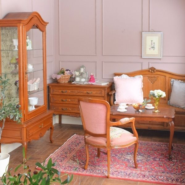 フレンチエレガントのリビング | ひなまつりを楽しむ女子力高めのリビング