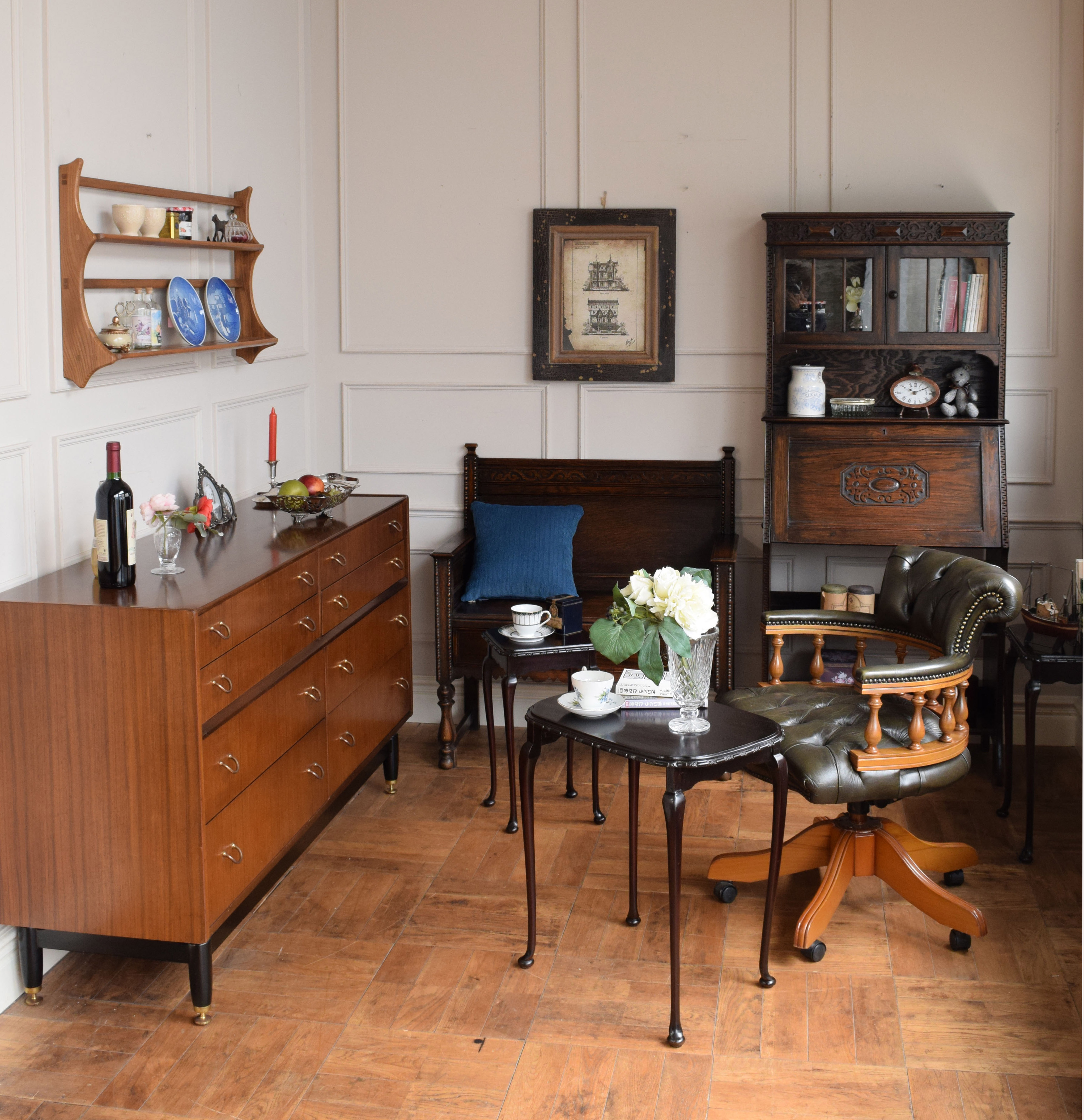 英国アンティークの | 男前なアンティーク家具で作る仕事が出来る男の書斎