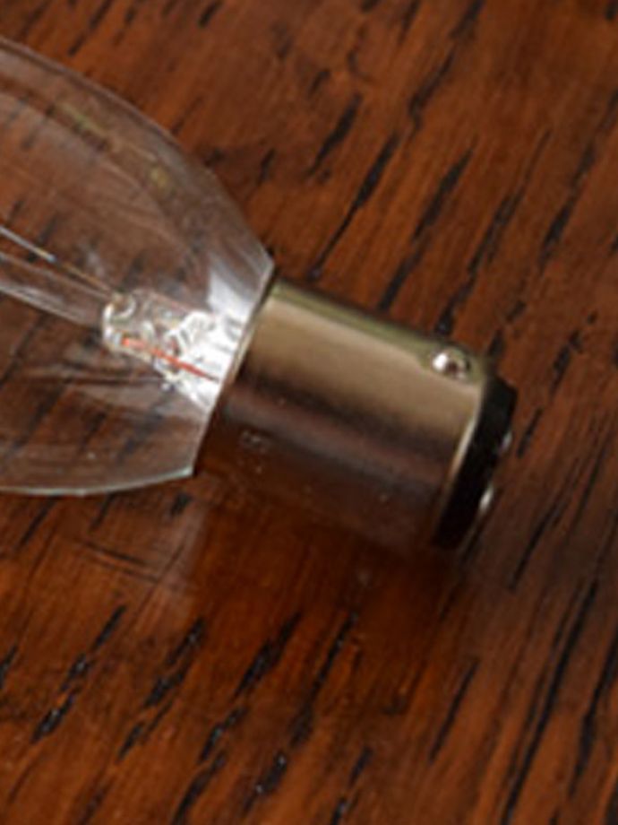電球・オプション　照明・ライティング　イギリス電球　シャンデリア球（B15型・25W）。ちょっとめずらしいB15型口金は少し細めのB15。(DK-8)
