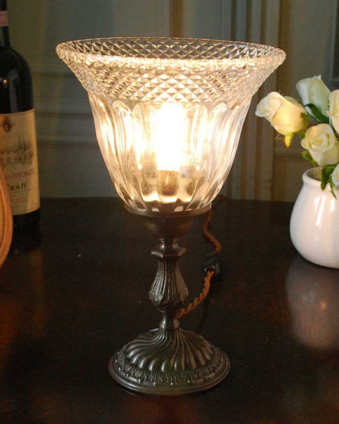 Handleオリジナル　照明・ライティング　Handleのオリジナル真鍮テーブルランプ(E17･丸球付き)。。(TL-0051)