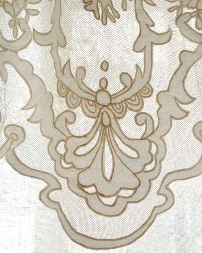 ファブリック（布）雑貨　インテリア雑貨　風になびく美しいフランスのウィンドカーテン 。カーテンを替えるだけで、お部屋の雰囲気はグッと変わります。(cf-1074)