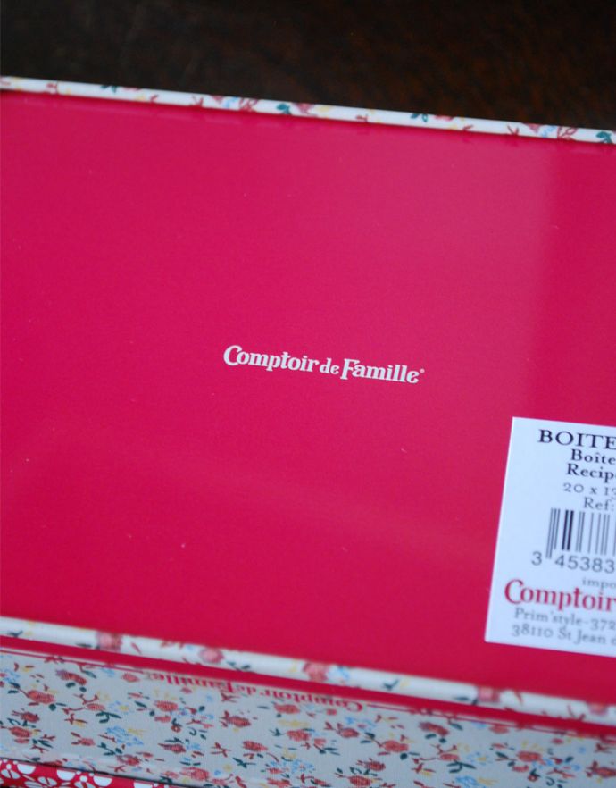コントワールドファミーユ　インテリア雑貨　コントワール・ド・ファミーユのティン缶（Recettes）。裏には「Comptoir de Famille」のロゴが入っています。(cf-681)