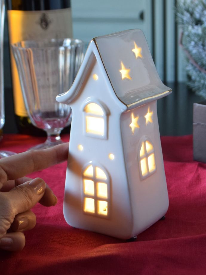 お洒落なクリスマス雑貨、セラミックで出来た可愛いお家のオブジェ（LEDライト付き） (cm-221)｜インテリア雑貨