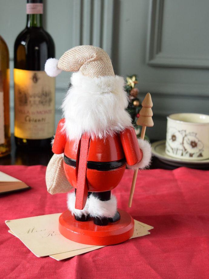 クリスマス用のおしゃれなオブジェ、くるみ割り人形モチーフのナッツクラッカーオブジェ（サンタ）(cm-253)｜インテリア雑貨