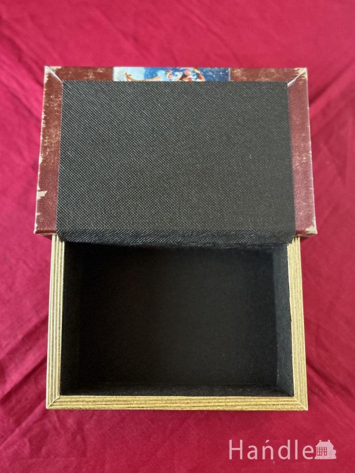 ボックスの中身