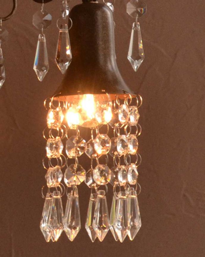 シャンデリア　照明・ライティング　ガラスのビーズが美しいアンティーク風のシャンデリア(3灯)（Ｅ17電球付） 。。(cr-527)