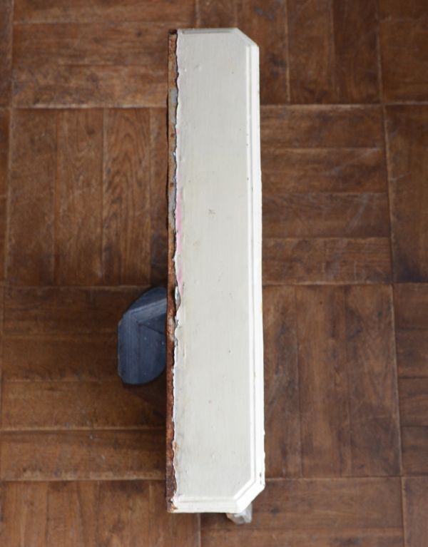 めずらしい家具　アンティーク家具　本場フランスより届いたアンティークの白いマントルピース。上から見るとこんな感じです。(d-1036-f)
