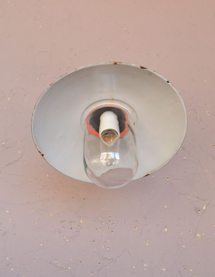壁付けブラケット　照明・ライティング　フランスから到着したアンティーク照明ポーチライト(外灯）デッキランプ(E26球）。とことんオシャレにこだわりたいあなたにオススメ！個性を出したい方にオススメです。(d-1426-z)