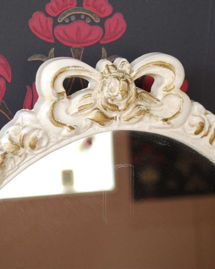 アンティーク ミラー（鏡）　アンティーク雑貨　小さなリボンがついた可愛いフランスアンティークのスタンドミラー（三面鏡）。美しい装飾が華やかでステキです。(d-1474-z)