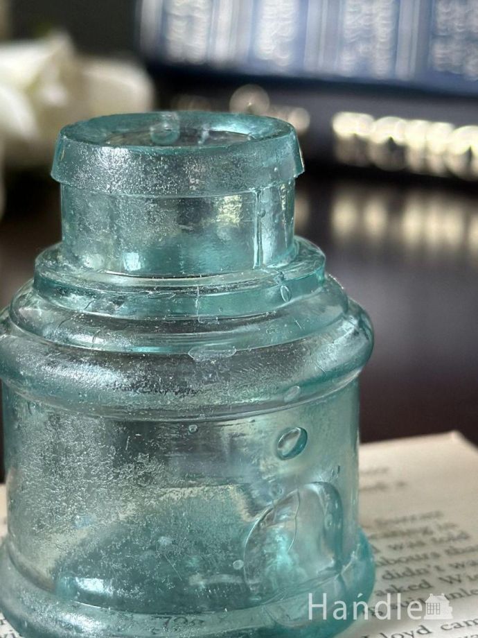 アンティークガラスのインク瓶