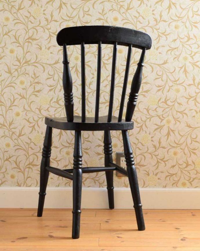 イギリスで見つけたかっこいいペイント仕上げのアンティークのキッチンチェア D 927 C アンティークチェア 椅子