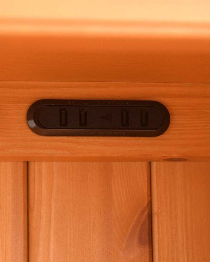木扉のキャビネット　アンティーク風　パイン材のCHARDONNAY（シャルドネ）オープンタイプカップボード　。。(h-005-f)