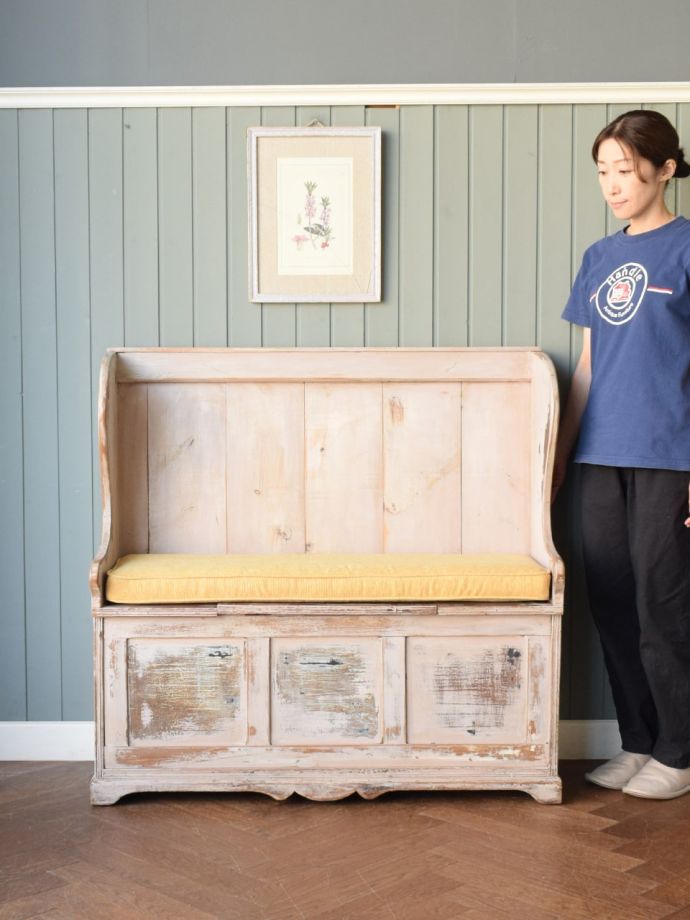 いろんな場所で便利に使えるアンティーク