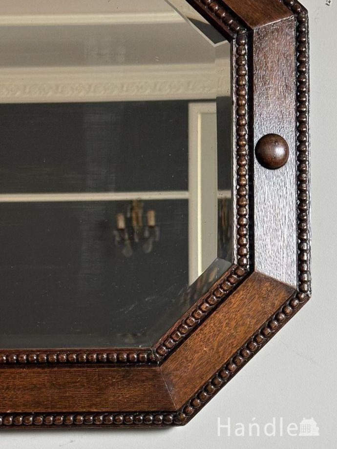 アンティークの美しい鏡