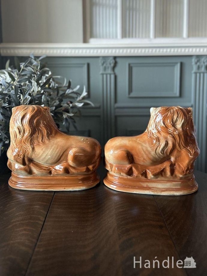 アンティークの置物