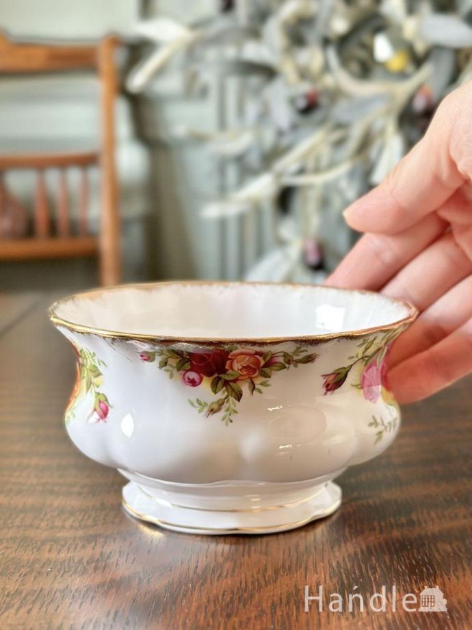 陶磁器のシュガーボウル