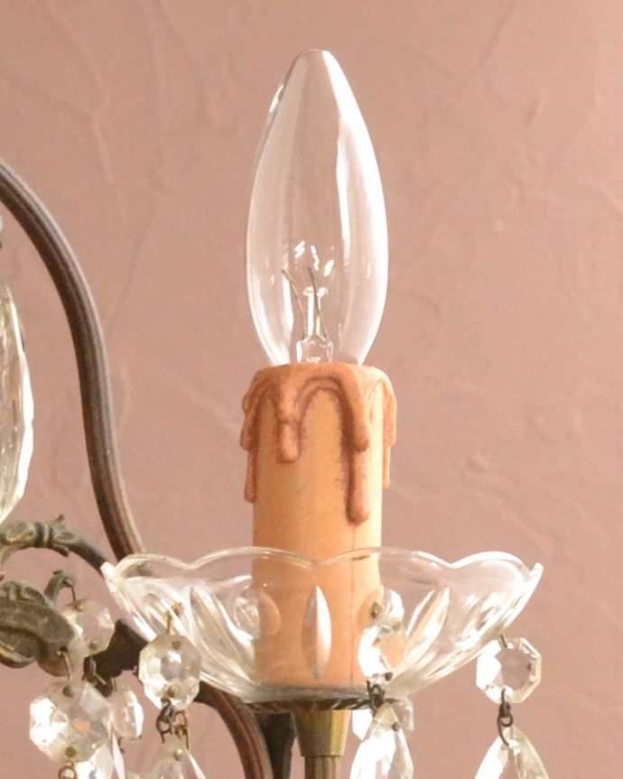シャンデリア　照明・ライティング　フランスのアンティークシャンデリア（4灯）（Ｅ17シャンデリア球付）。。(h-760-z)