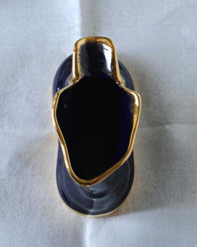 アンティーク 陶磁器の雑貨　アンティーク雑貨　フランスで見つけたリモージュのアンティークオブジェ（靴）。上から見るとこんな感じです。(h-848-z)