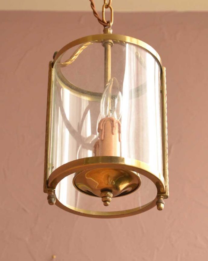シャンデリア　照明・ライティング　ゴールド色の真鍮がキラっと輝くアンティークのランタンシャンデリア（2灯）（Ｅ17シャンデリア球付） 。。(h-896-z)