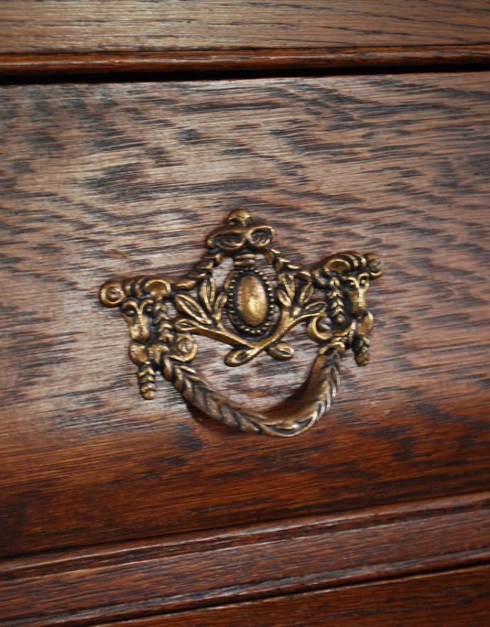 展示品】英国 アンティーク調 チェスト 3段6杯 レリーフ 彫刻