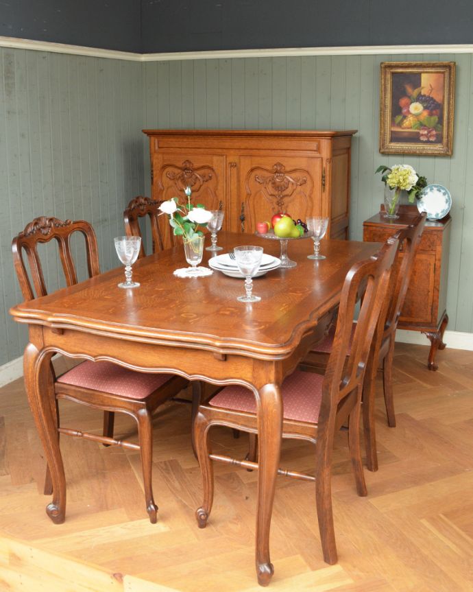 ロイドテーブル　アンティーク家具　３WAYで楽しめるドローリーフテーブル（伸張式）、南プロヴァンスのアンティーク家具。優雅で美しいフォルムフランスらしい芸術的なフォルムは、なんとも優雅。(j-1855-f)