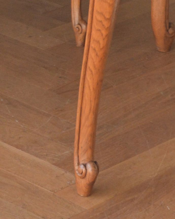 ロイドテーブル　アンティーク家具　３つのサイズ展開！ドローリーフテーブル、伸張式のアンティーク南仏家具。曲線がとってもキレイな脚です。(j-1921-f)